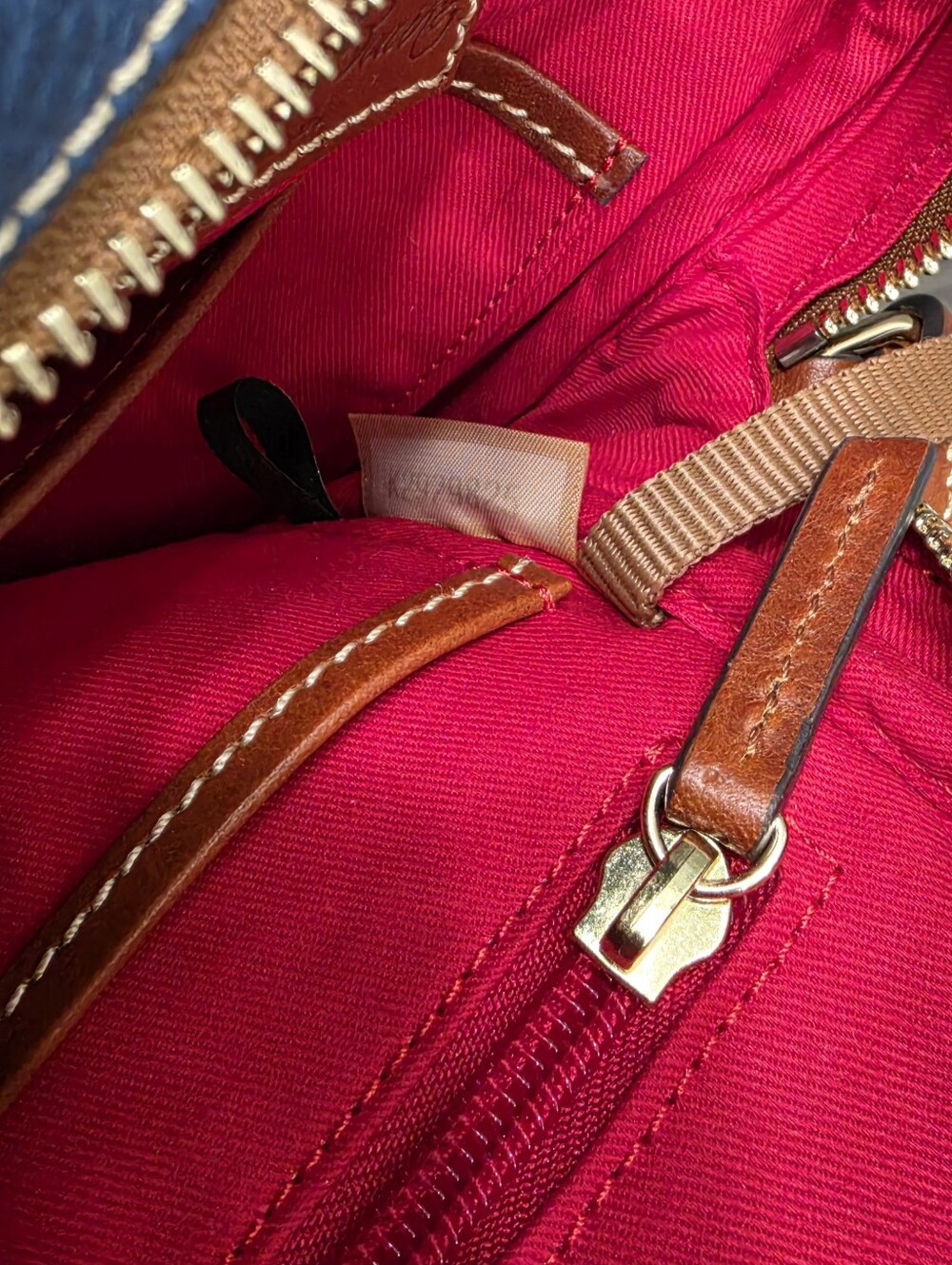 Dooney & Bourke Pebbled Leather Camera Crossbody - Picture 14 of 14